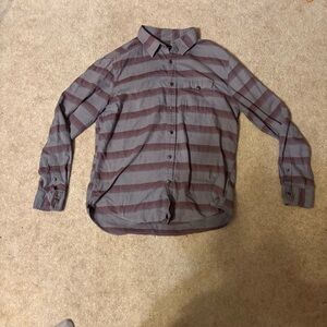 American Eagle Outfitters Gray and Red Striped Button-Down Shirt